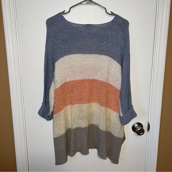 ๐4 for 25๐ She + Sky | Lightweight Stripes Blouse - Picture 2 of 6